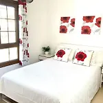 Luxury 4-bedroom With Heated Pool + Sea View Villa *