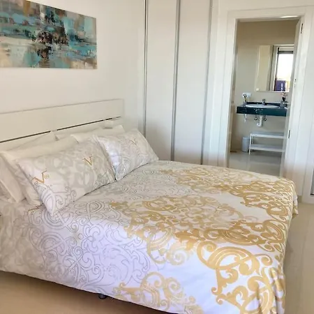Luxury 4-bedroom With Heated Pool + Sea View * Πλάγια Μπλάνκα