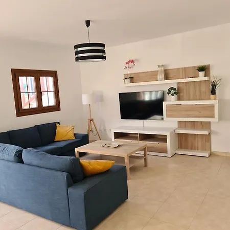 Luxury 4-bedroom With Heated Pool + Sea View プラヤ・ブランカ